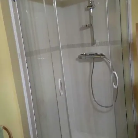 D'hotes Les Blaches Bed & Breakfast *
